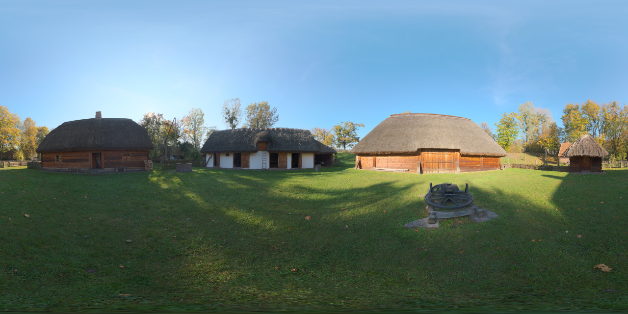 Traditional farmyard  - HDRIs - Urban