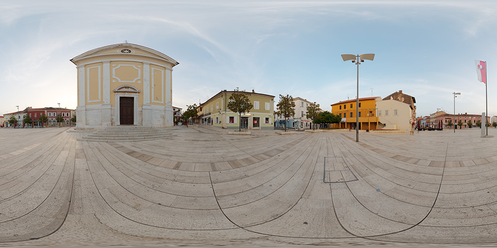 Market square in Porec  - HDRIs - Urban